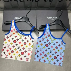 Luxus Weste von Louis Vuitton in weißem Strick-Print-Stil