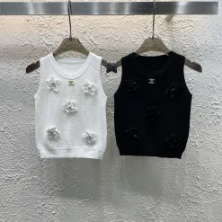 Premium Chanel Weste in weißem Strickstil