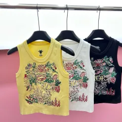 Hochwertige Dior Weste aus weißer Strickstickerei-Kollektion