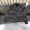 Hochwertiger Balenciaga Mantel im grauen Denim-Washed-Stil