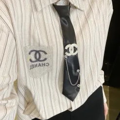 Hochwertiges Chanel Shirt Strass Luxus