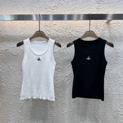 Hochwertige Weste aus der Vivienne Westwood Kollektion in weißem Strick mit Stickerei