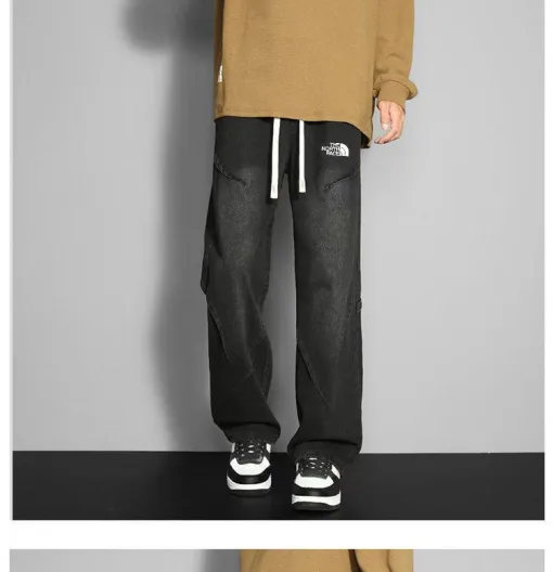 Hochwertige Hose von The North Face im verwaschenen Weiß-Denim-Stil
