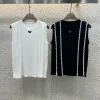 Hochwertige Prada Weste aus weißer Stricklogo-Kollektion