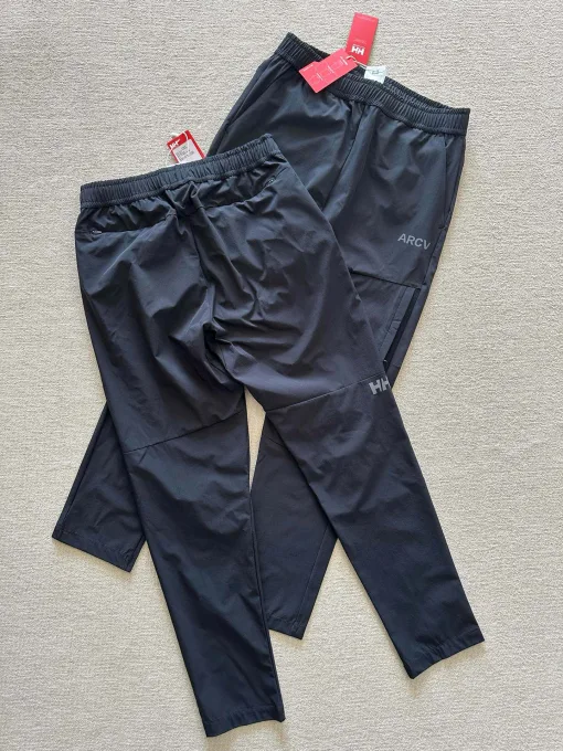 Premium Helly Hansen Hose aus schwarzem Nylon, Urban Collection