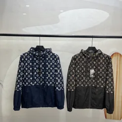 Hochwertige Louis Vuitton Mäntel in Khaki-Print-Kollektion