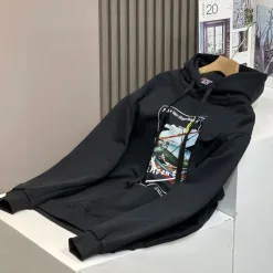 Hochwertiger Fila Hoodie in Schwarz, lässiger Stil