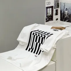 Premium Fila Kurzarm-Kollektion mit schwarzem Baumwolldruck