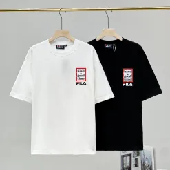 Premium Fila Kurzarm-Kollektion mit schwarzem Baumwolldruck