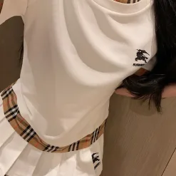 Premium Qualität Burberry Kurzarm Schwarz Bestickt Luxus