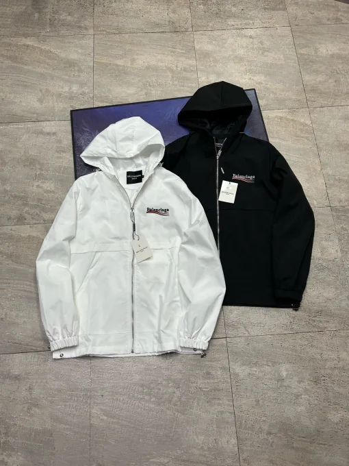 Premium Balenciaga Mäntel Schwarz bestickt Stil