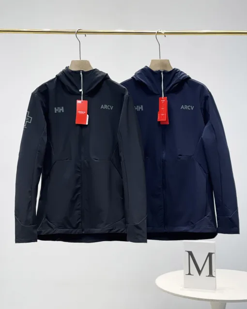 Bestseller Helly Hansen Mantel Black Urban Collection