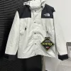 Bestseller The North Face Jacken im klassischen Stil