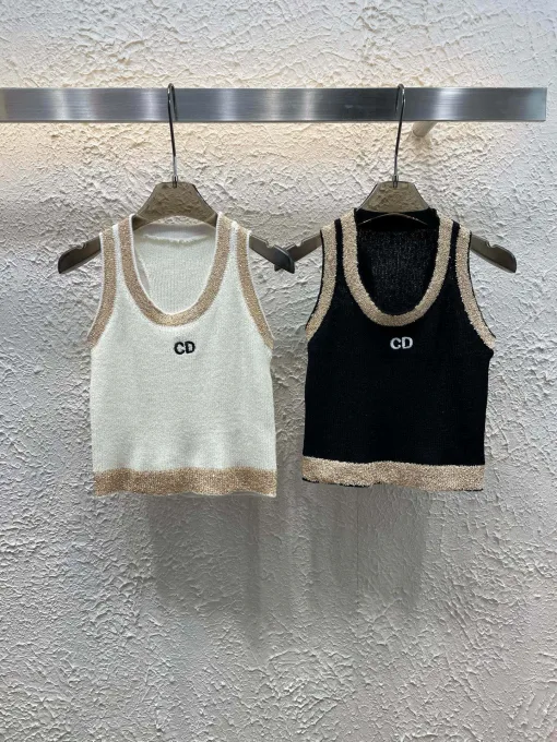 Luxuriöse Dior Weste im Goldstrick-Stil mit Stickerei