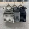 Luxus Miu Miu Weste Grau Strick Logo Luxus