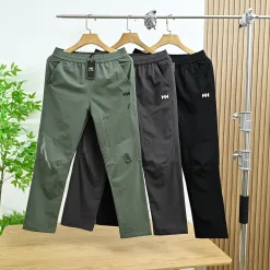 Hochwertige Helly Hansen Hose aus schwarzem Nylon, Casual Collection