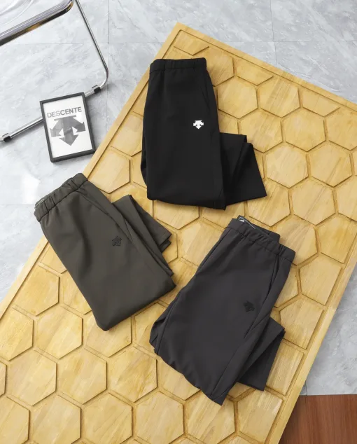 Hochwertige Arbeitshose für den Alltag, schwarzer Strick, klassischer Stil