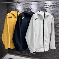 Premium Helly Hansen Jacken Black Logo Kollektion
