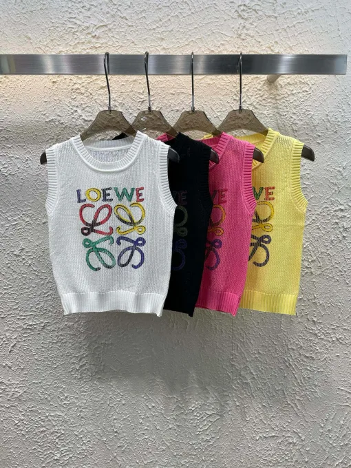 Hochwertige Loewe Weste in Weiß mit Logo-Strick