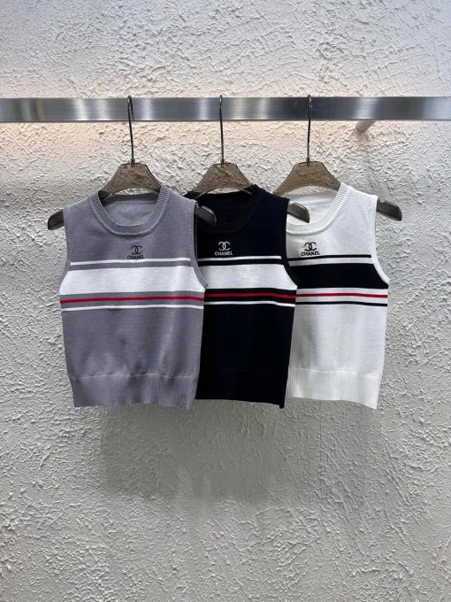 Meistverkaufte Chanel Weste Grau Strick Bestickt Stil