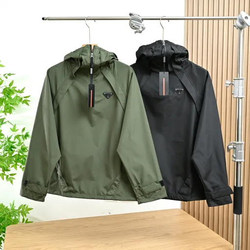 Premium Prada Langarmshirt Grün Classic Collection