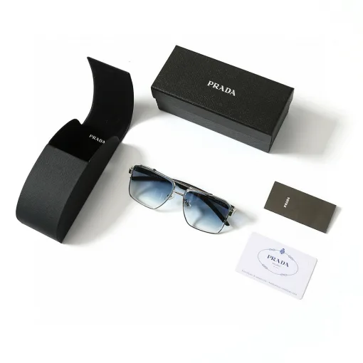 Hochwertige Prada Sonnenbrille Silber Eleganter Luxus