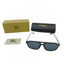 Luxus-Brille von Burberry in Schwarz im klassischen Stil