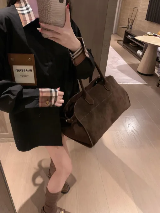 Premium-Burberry-Hemd im blauen Karo-Stil