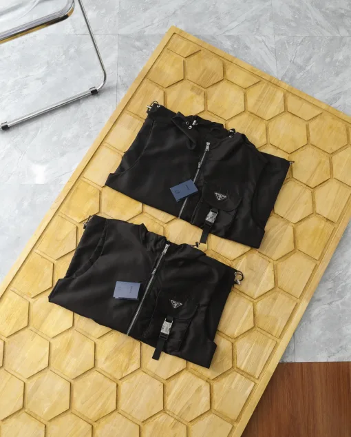 Premium Qualität Prada Ärmelloses Schwarzes Nylon Solid Luxury
