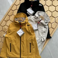 Bestseller Helly Hansen Jacken Schwarz Atmungsaktiver Stil