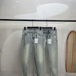 Hochwertige Moncler Jeans im Baumwollstil
