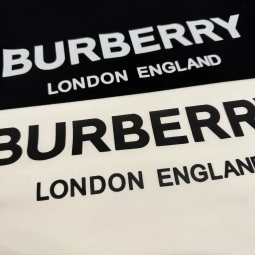 Hochwertige Burberry Kurzarm Schwarz Baumwolle Klassischer Luxus