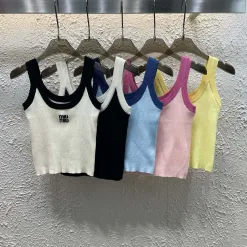 Bestseller Miu Miu Weste Weiß Strick Bestickte Kollektion