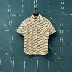 Meistverkaufte Balenciaga Kurzarm Baumwolle Monogramm Stil