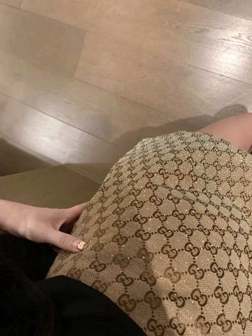Hochwertiger kurzer Rock von Gucci aus der Khaki-Jacquard-Kollektion