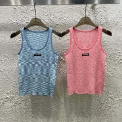Luxus-Weste aus der Miu Miu-Kollektion in Blau