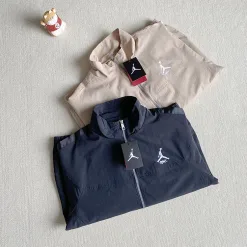 Luxus Jordan Mäntel Schwarz Nylon Casual Style