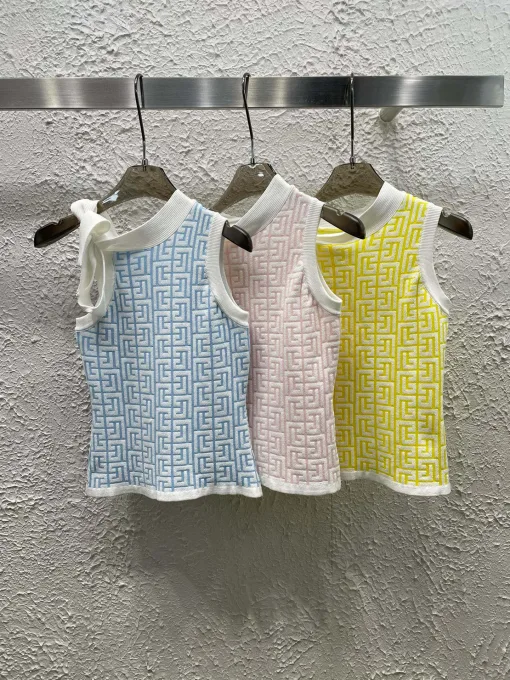 Hochwertige Balmain Weste im blauen Jacquard-Strickstil