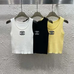 Meistverkaufte Chanel Weste im weißen Strick-Stickerei-Stil