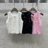 Hochwertige Chanel-Weste aus weißer Strickkollektion