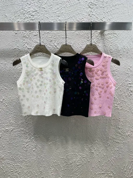 Hochwertige Chanel-Weste aus weißer Strickkollektion