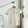 Hochwertige Dior T-Shirts aus Baumwolle im bestickten Stil