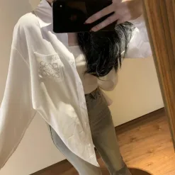 Bestseller Loewe Hemd Weiß Strass Stil