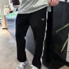 Prada Jogginghose in Premium-Qualität, schwarzes Logo, Luxus