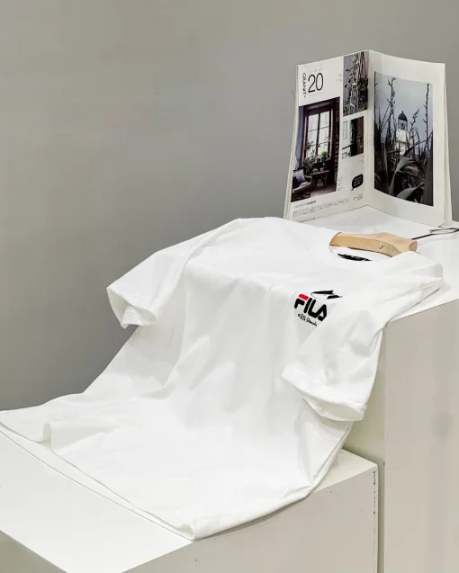 Premium Fila Kurzarm-Baumwoll-Print in Schwarz