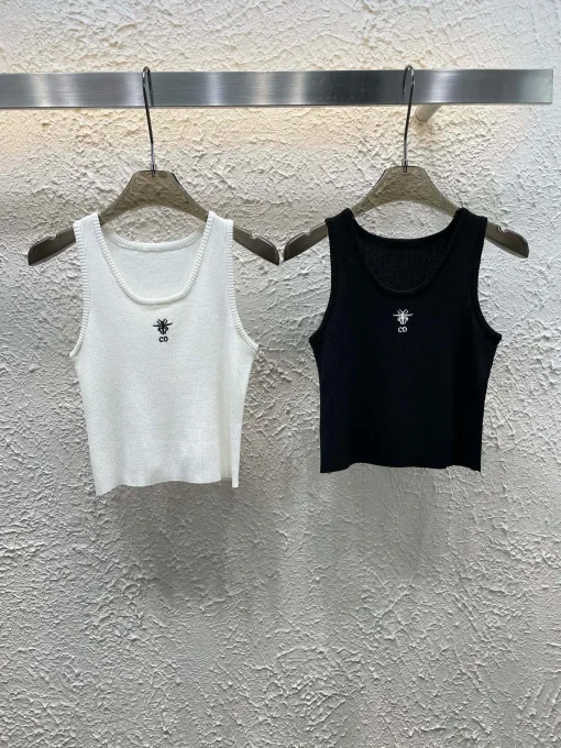 Hochwertige Dior Weste im weißen Strick-Stickerei-Stil