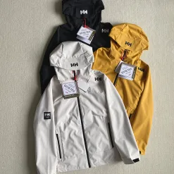 Hochwertige Helly Hansen Jacken Black Logo Kollektion
