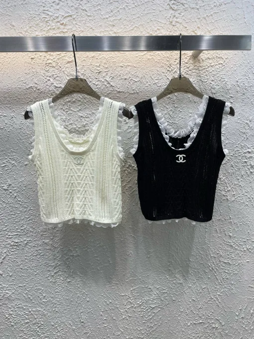 Premium Chanel Weste in weißem Strickstil