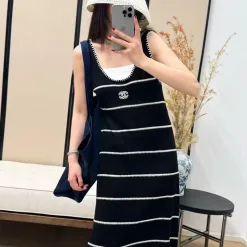 Premium Chanel Weste Schwarz Strick Bestickte Kollektion