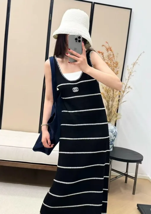 Premium Chanel Weste Schwarz Strick Bestickte Kollektion